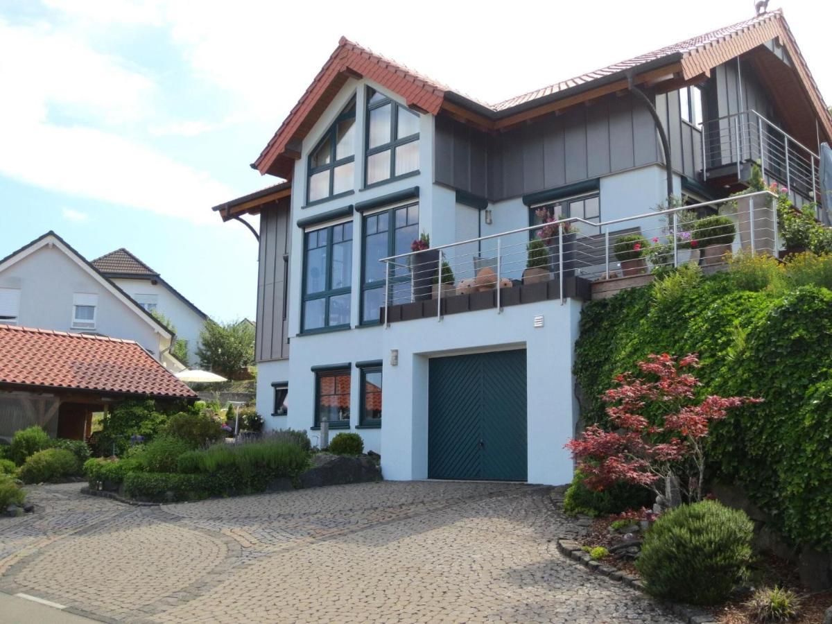 Holiday Flat With Idyllic Garden In Даун Экстерьер фото